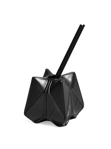 Zaha Hadid Design Prime Reed Diffuser - Black | Thumbnail 1 Zaha Hadid Design Prime Reed Diffuser - Black | Thumbnail 1