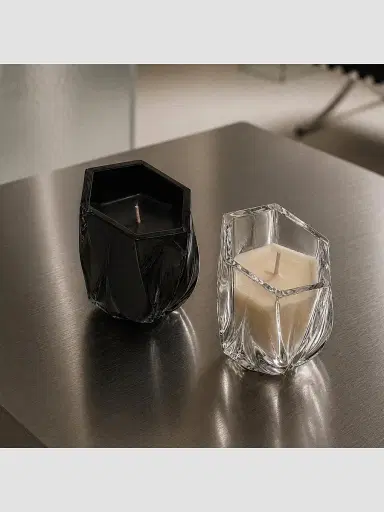 Zaha Hadid Design Shimmer Scented Candle 2-Piece Set - White Black | Thumbnail 3 Zaha Hadid Design Shimmer Scented Candle 2-Piece Set - White Black | Thumbnail 3