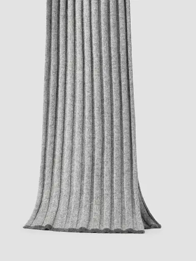 Brunello Cucinelli Men's Cashmere Rib Knit Scarf - Light Grey | Thumbnail 2 Brunello Cucinelli Men's Cashmere Rib Knit Scarf - Light Grey | Thumbnail 2