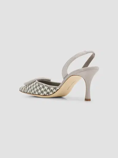 Manolo Blahnik Women's Mayaslibi Houndstooth Slingback Pumps - Grey | Thumbnail 4 Manolo Blahnik Women's Mayaslibi Houndstooth Slingback Pumps - Grey | Thumbnail 4