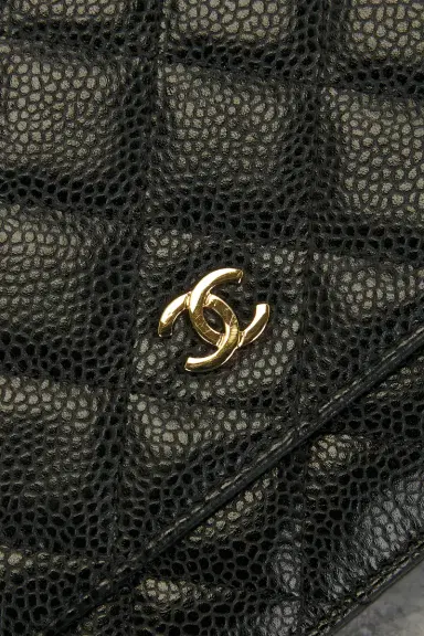 chanel Chanel Caviar Classic Wallet On Chain | Thumbnail 6 chanel Chanel Caviar Classic Wallet On Chain | Thumbnail 6