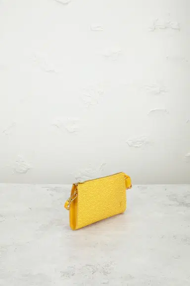 louis vuitton Louis Vuitton Epi Pochette Accessoiries 21 Shoulder Bag | Thumbnail 4 louis vuitton Louis Vuitton Epi Pochette Accessoiries 21 Shoulder Bag | Thumbnail 4
