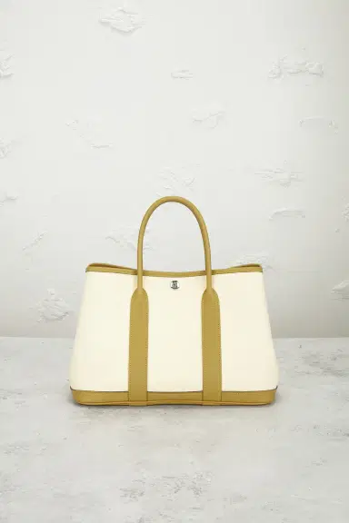 FWRD Renew Hermes Toile & Leather Garden Party 30 Tote Bag | Thumbnail 3 FWRD Renew Hermes Toile & Leather Garden Party 30 Tote Bag | Thumbnail 3
