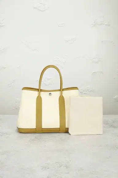 FWRD Renew Hermes Toile & Leather Garden Party 30 Tote Bag | Thumbnail 9 FWRD Renew Hermes Toile & Leather Garden Party 30 Tote Bag | Thumbnail 9