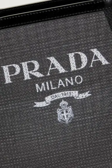 FWRD Renew Prada Rete Paillettes Tote Bag | Thumbnail 6 FWRD Renew Prada Rete Paillettes Tote Bag | Thumbnail 6