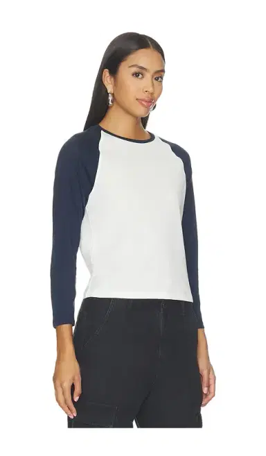 Good American Long Sleeve Raglan Tee | Thumbnail 2 Good American Long Sleeve Raglan Tee | Thumbnail 2