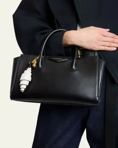 Givenchy Antigona Top-Handle Bag in Leather | Thumbnail 2 Givenchy Antigona Top-Handle Bag in Leather | Thumbnail 2