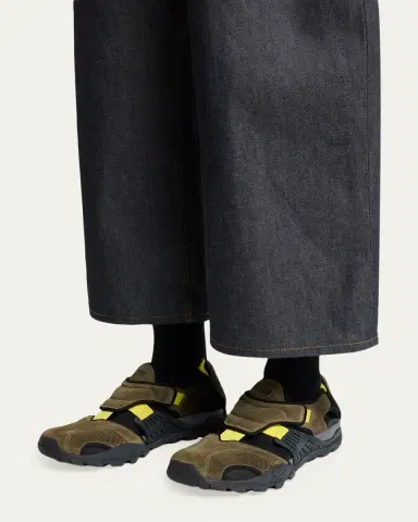Balenciaga Men's Apres Hike Sandal Sneakers | Thumbnail 2 Balenciaga Men's Apres Hike Sandal Sneakers | Thumbnail 2