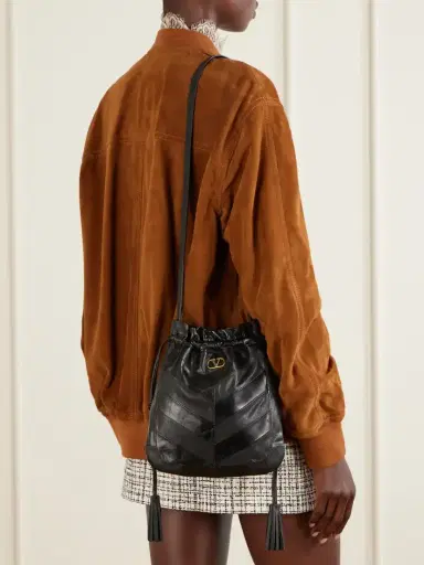Valentino Garavani Buckette Logo-embellished Drawstring Leather Shoulder Bag | Thumbnail 2 Valentino Garavani Buckette Logo-embellished Drawstring Leather Shoulder Bag | Thumbnail 2