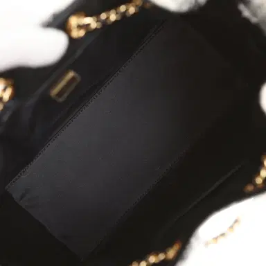 Chanel Chanel Small 25 Hobo Bag White, Black Tweed Gold Hardware | Thumbnail 9 Chanel Chanel Small 25 Hobo Bag White, Black Tweed Gold Hardware | Thumbnail 9