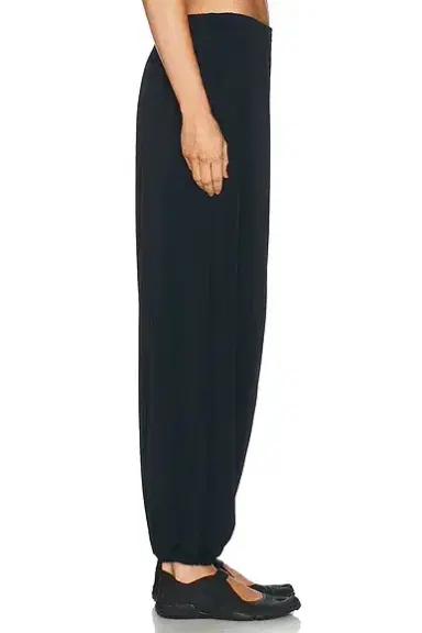 NikeSKIMS Stretch Knit Harem Pant | Thumbnail 2 NikeSKIMS Stretch Knit Harem Pant | Thumbnail 2