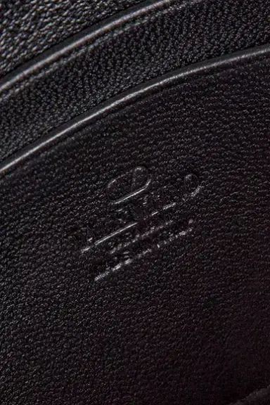 Valentino Garavani Vlogo Signature Wallet With Strap | Thumbnail 7 Valentino Garavani Vlogo Signature Wallet With Strap | Thumbnail 7