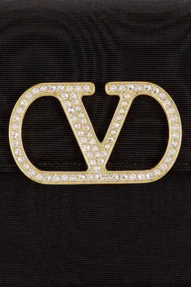 Valentino Garavani Vlogo Signature Wallet With Strap | Thumbnail 8 Valentino Garavani Vlogo Signature Wallet With Strap | Thumbnail 8
