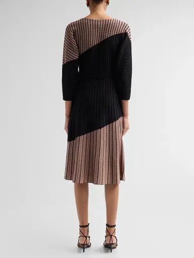 Misook Women's Colorblocked Knit Midi Dress - Charmeuse Black | Thumbnail 3 Misook Women's Colorblocked Knit Midi Dress - Charmeuse Black | Thumbnail 3