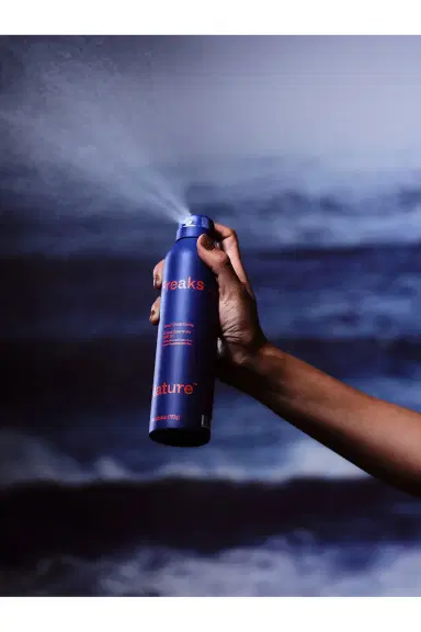 Freaks of Nature Solar Shield Spray SPF 30 | Thumbnail 3 Freaks of Nature Solar Shield Spray SPF 30 | Thumbnail 3