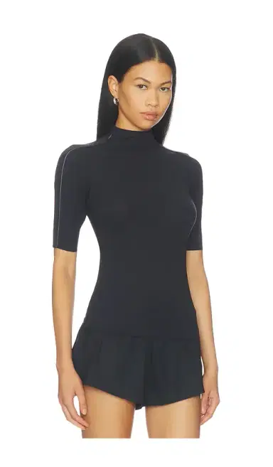 NikeSKIMS Weightless Short Sleeve Top | Thumbnail 2 NikeSKIMS Weightless Short Sleeve Top | Thumbnail 2