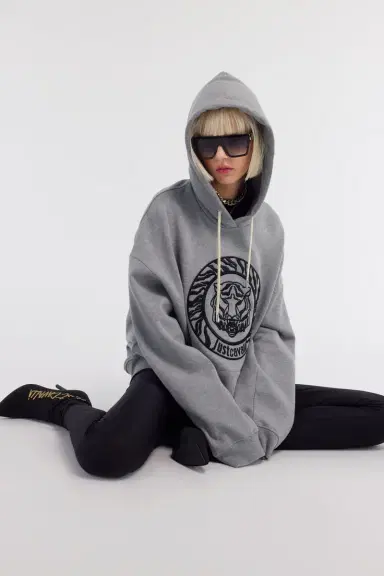 Roberto Cavalli Just Cavalli Tiger Logo Front-Pocket Sweatshirt | Thumbnail 4 Roberto Cavalli Just Cavalli Tiger Logo Front-Pocket Sweatshirt | Thumbnail 4