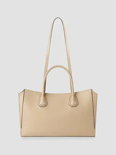 Givenchy Women's Antigona Catchall Top Handle Bag in Shiny Grained Leather - Dune | Thumbnail 3 Givenchy Women's Antigona Catchall Top Handle Bag in Shiny Grained Leather - Dune | Thumbnail 3