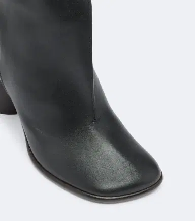 Lemaire Crease leather knee-high boots | Thumbnail 2 Lemaire Crease leather knee-high boots | Thumbnail 2