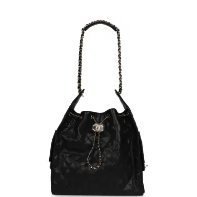 Chanel Chanel Medium 25 Hobo Bag Black Caviar Gold Hardware | Thumbnail 6 Chanel Chanel Medium 25 Hobo Bag Black Caviar Gold Hardware | Thumbnail 6