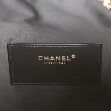 Chanel Chanel Medium 25 Hobo Bag Black Caviar Gold Hardware | Thumbnail 10 Chanel Chanel Medium 25 Hobo Bag Black Caviar Gold Hardware | Thumbnail 10