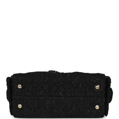 Chanel Chanel Mini 25 Hobo Bag Black Tweed Bouclé Gold Hardware | Thumbnail 7 Chanel Chanel Mini 25 Hobo Bag Black Tweed Bouclé Gold Hardware | Thumbnail 7