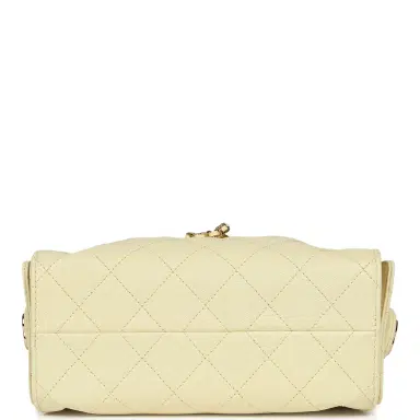 Chanel Chanel Mini 25 Hobo Bag Light Yellow Caviar Gold Hardware | Thumbnail 6 Chanel Chanel Mini 25 Hobo Bag Light Yellow Caviar Gold Hardware | Thumbnail 6
