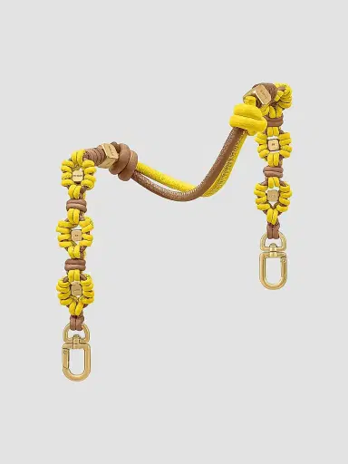 Maison de Sabre Women's Bloom Edition Twist Handle - Daisy Sandstone | Thumbnail 7 Maison de Sabre Women's Bloom Edition Twist Handle - Daisy Sandstone | Thumbnail 7