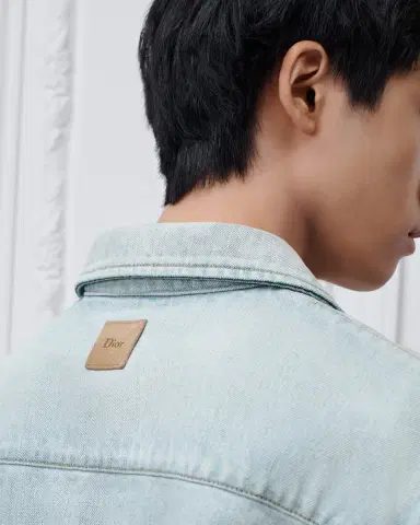 Dior Dior Médaillon Short-Sleeved Shirt | Thumbnail 3 Dior Dior Médaillon Short-Sleeved Shirt | Thumbnail 3