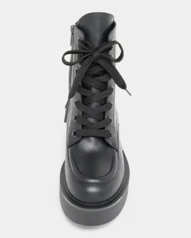 Gianvito Rossi Leather Lace-Up Boots | Thumbnail 4 Gianvito Rossi Leather Lace-Up Boots | Thumbnail 4