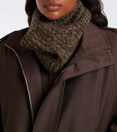 Lemaire Alpaca and yak snood | Thumbnail 5 Lemaire Alpaca and yak snood | Thumbnail 5