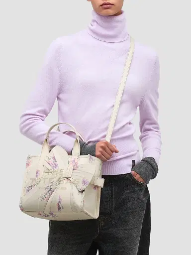 Marc Jacobs Women's Floral Canvas Tote Bag - Cream | Thumbnail 2 Marc Jacobs Women's Floral Canvas Tote Bag - Cream | Thumbnail 2