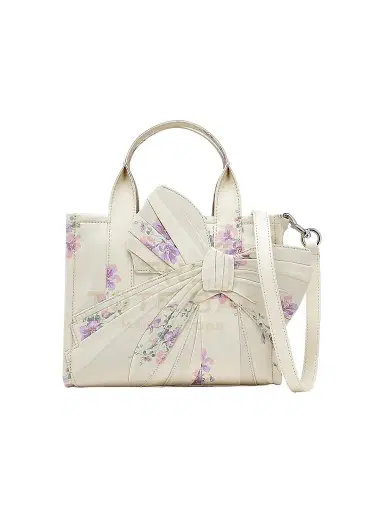 Marc Jacobs Women's Floral Canvas Tote Bag - Cream | Thumbnail 1 Marc Jacobs Women's Floral Canvas Tote Bag - Cream | Thumbnail 1