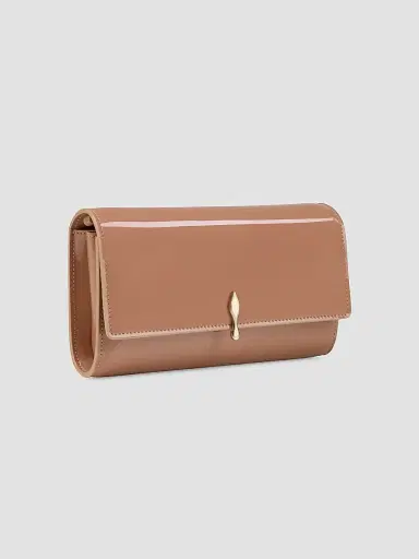 Christian Louboutin Women's Bettina Patent Leather Chain Wallet | Thumbnail 2 Christian Louboutin Women's Bettina Patent Leather Chain Wallet | Thumbnail 2