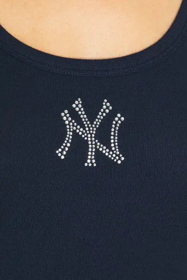 Sporty & Rich x Yankees Krystal Cropped Tank Top | Thumbnail 5 Sporty & Rich x Yankees Krystal Cropped Tank Top | Thumbnail 5