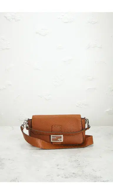 Fendi Baguette Shoulder Bag | Thumbnail 2 Fendi Baguette Shoulder Bag | Thumbnail 2