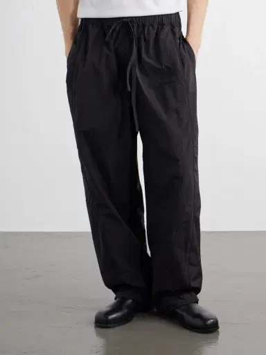 Nahmias Logo-Appliquéd Straight-Leg Shell Sweatpants - Men | Thumbnail 3 Nahmias Logo-Appliquéd Straight-Leg Shell Sweatpants - Men | Thumbnail 3