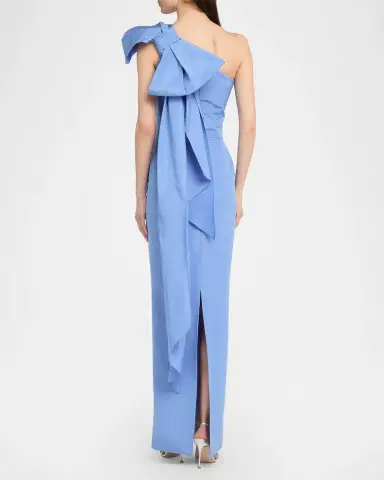 Oscar de la Renta One-Shoulder Bow Column Gown | Thumbnail 3 Oscar de la Renta One-Shoulder Bow Column Gown | Thumbnail 3