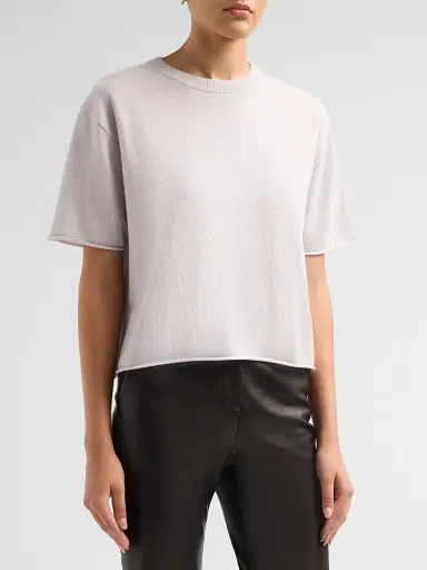 Lisa Yang Women's Cila Cashmere Crewneck T-Shirt - Seashell | Thumbnail 4 Lisa Yang Women's Cila Cashmere Crewneck T-Shirt - Seashell | Thumbnail 4