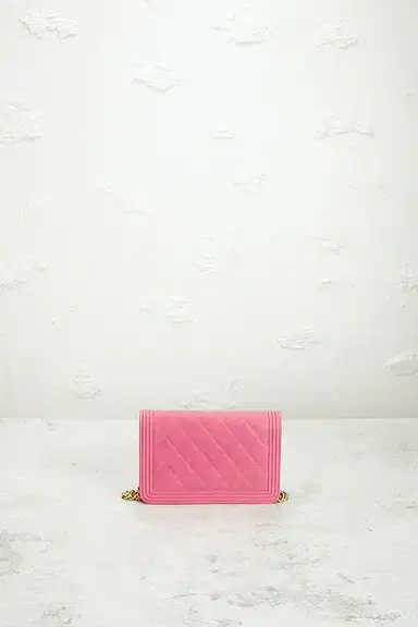 Chanel Chanel Calfskin Boy Wallet On Chain | Thumbnail 3 Chanel Chanel Calfskin Boy Wallet On Chain | Thumbnail 3