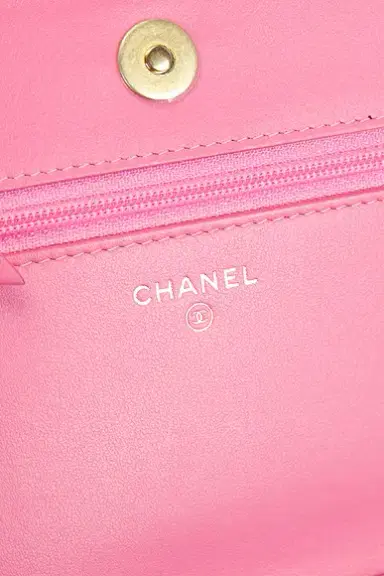 Chanel Chanel Calfskin Boy Wallet On Chain | Thumbnail 5 Chanel Chanel Calfskin Boy Wallet On Chain | Thumbnail 5