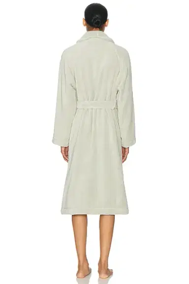 Parachute Classic Plush Robe | Thumbnail 3 Parachute Classic Plush Robe | Thumbnail 3