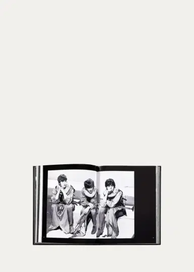 Graphic Image "The Beatles by Terry O'Neill: The Definitive Collection" Leather-Bound Book | Thumbnail 5 Graphic Image "The Beatles by Terry O'Neill: The Definitive Collection" Leather-Bound Book | Thumbnail 5