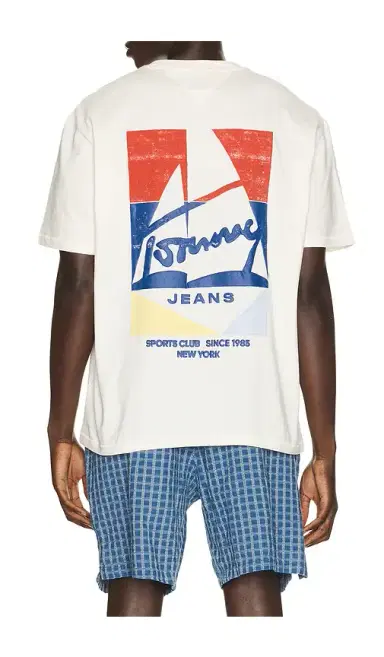 Tommy Jeans Relaxed Sailboat Tee | Thumbnail 1 Tommy Jeans Relaxed Sailboat Tee | Thumbnail 1