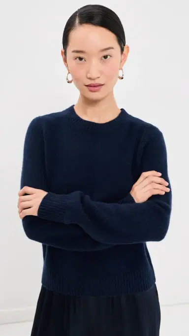 Sablyn Noa hrunken Cashmere Crew Sweater Midnight Navy | Thumbnail 2 Sablyn Noa hrunken Cashmere Crew Sweater Midnight Navy | Thumbnail 2