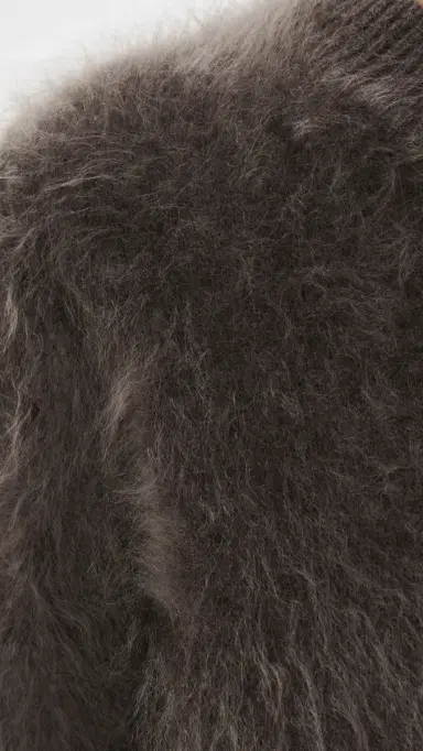 LISA YANG Azalea Cashmere Cardigan Dark Fern Brushed | Thumbnail 6 LISA YANG Azalea Cashmere Cardigan Dark Fern Brushed | Thumbnail 6