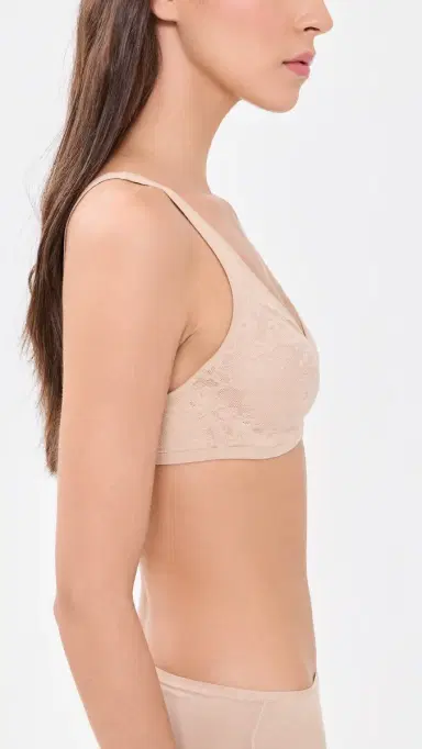 b.tempt'd by Wacoal b. tempt'd by Wacoal Effortlessly ace Underwire Bra Au Natural | Thumbnail 4 b.tempt'd by Wacoal b. tempt'd by Wacoal Effortlessly ace Underwire Bra Au Natural | Thumbnail 4