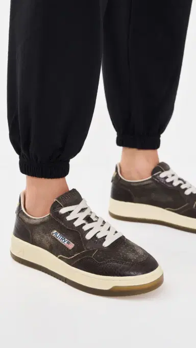 Autry Medalist Low Suede Sneakers Mustang/Brown | Thumbnail 3 Autry Medalist Low Suede Sneakers Mustang/Brown | Thumbnail 3