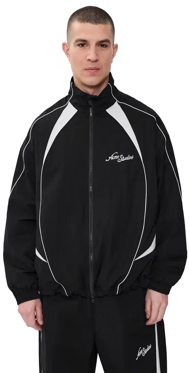 Ofit Peachy Technical Blend Jacket Black Ofit Peachy Technical Blend Jacket Black
