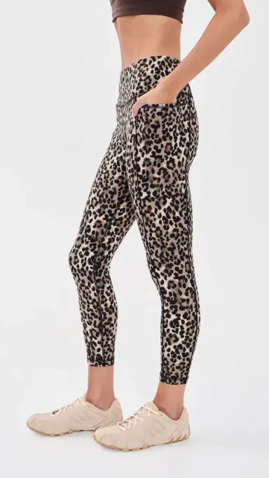 Sweaty Betty Power Piping Workout 7/8 eggings Brown Ink eopard Print | Thumbnail 4 Sweaty Betty Power Piping Workout 7/8 eggings Brown Ink eopard Print | Thumbnail 4